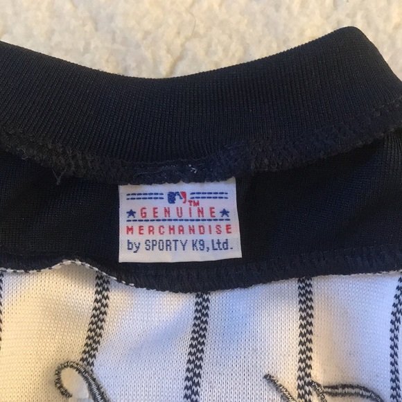 🎉HP🎉 | MLB | Genuine New York Yankee Striped Pet / Dog Baseball Jersey Size XS - Picture 7 of 12